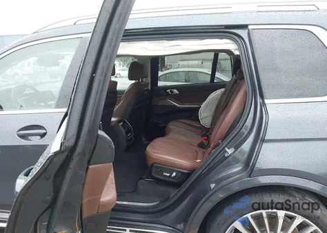 2019 BMW X7 xDrive40I z USA, uszkodzony, nr VIN 5UXCW2C50KL083976